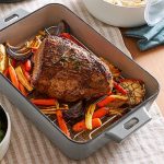 14″ x 10″ (35-cm x 25-cm) Enameled Cast Iron Pan - Image 3