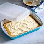 9” x 13” (23-cm x 33-cm) Pan With Lid