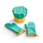Kids Club Chef Hat and Oven Mitts - Image 2