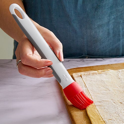 1755-1-lg.jpg Chef’s Silicone Basting Brush - Image 1