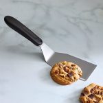 Large Serving Spatula - Image 3